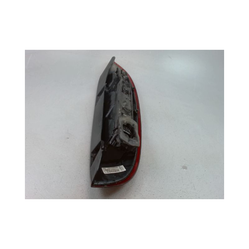 FEU ARRIERE GAUCHE  OPEL CORSA III Phase 1 (C) 2000-2003