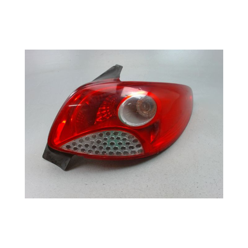 FEU ARRIERE DROIT PEUGEOT 206 + 2009-2013