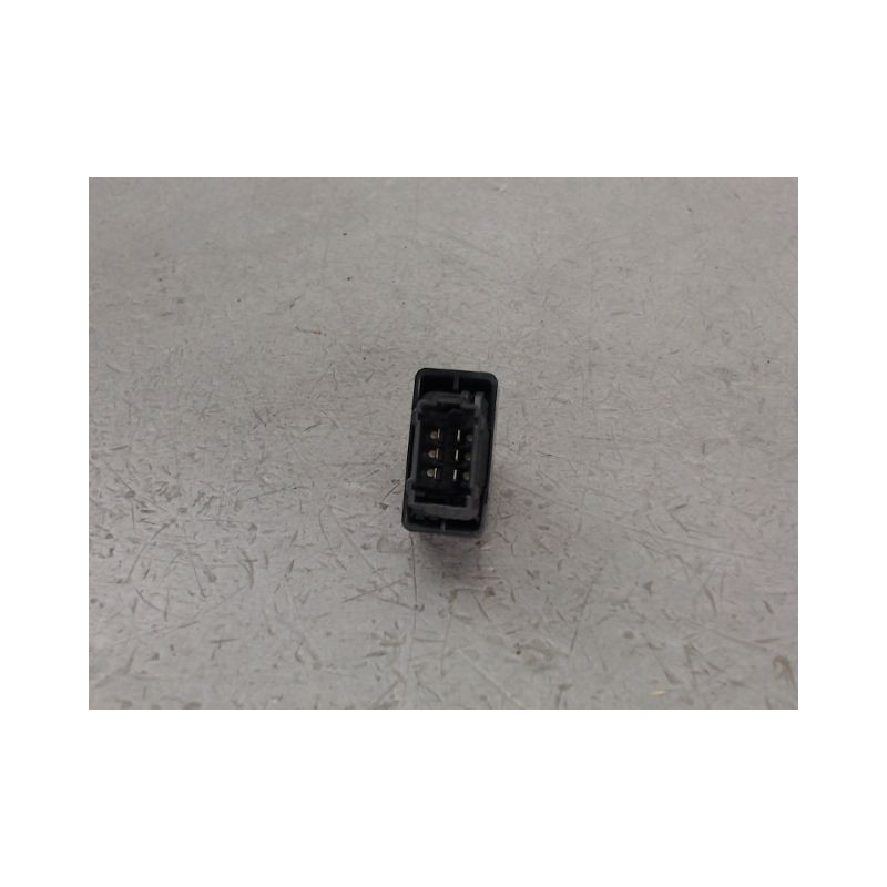COMMANDE LEVE-GLACE PORTE AVD CITROEN BERLINGO