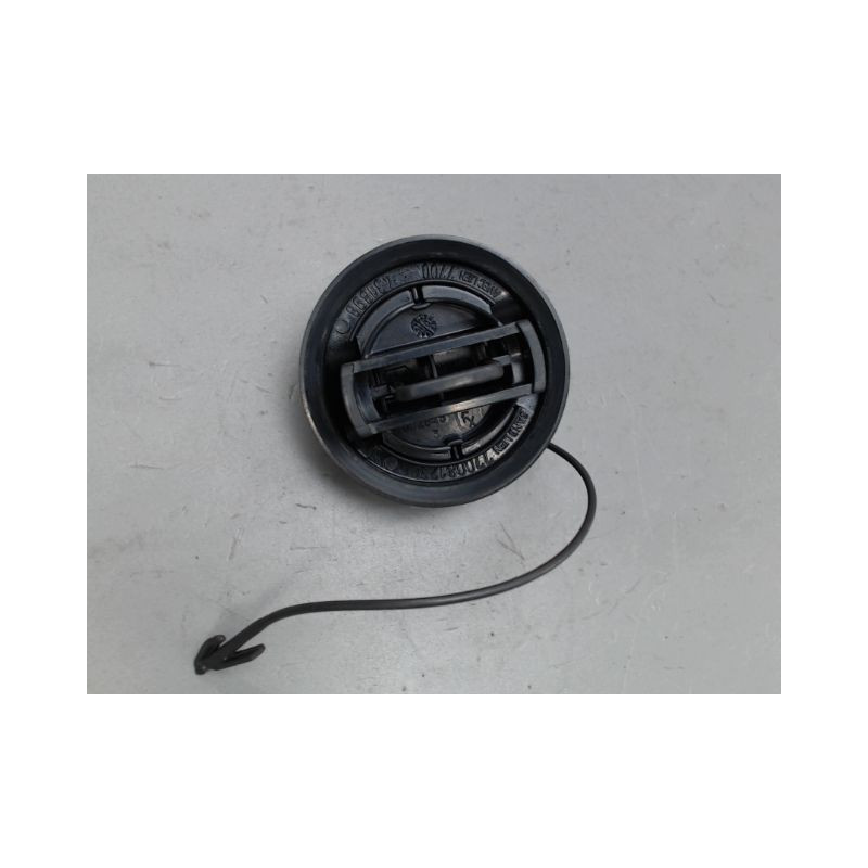 BOUCHON RESERVOIR A CARBURANT RENAULT CLIO