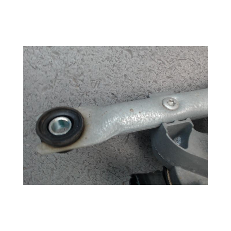 MECANISME ESSUIE-GLACE AVANT PEUGEOT 107