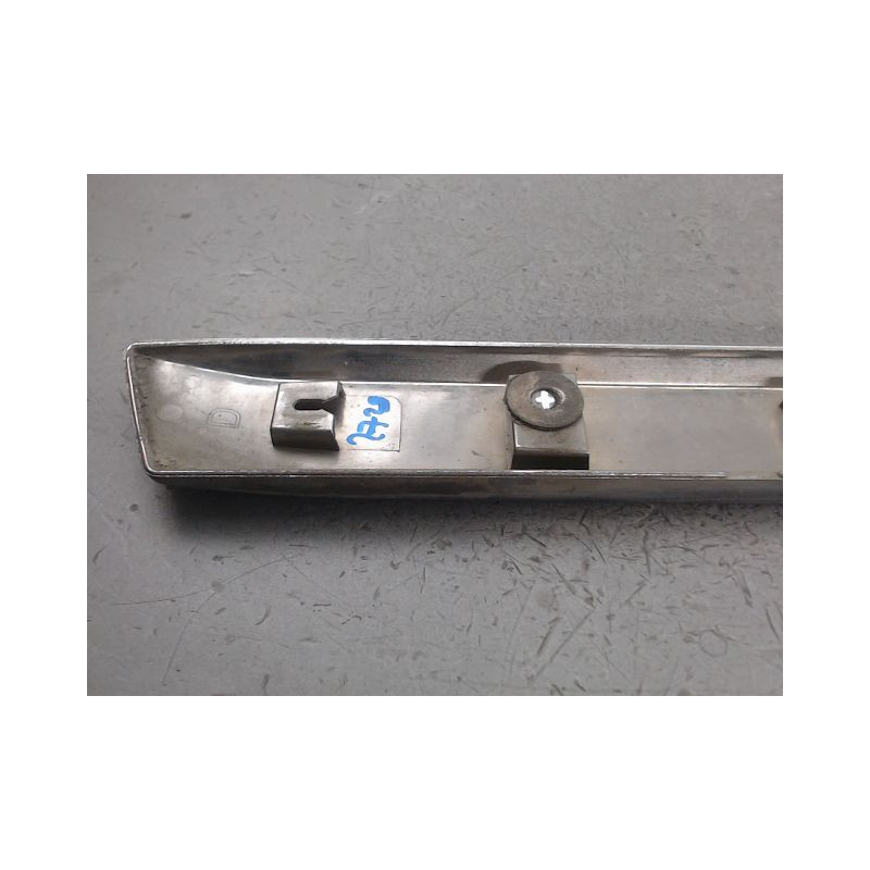 PROTECTION PORTE AVANT DROIT PEUGEOT 2008