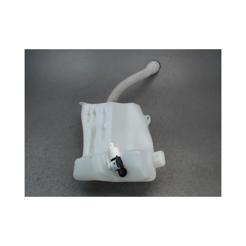 RESERVOIR LAVE-GLACE AVANT CITROEN C4