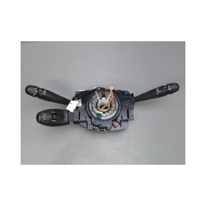 BLOC COMMODOS PEUGEOT 2008