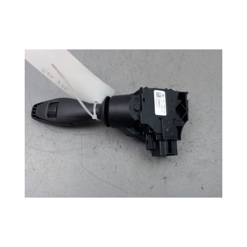 COMMANDE ESSUIE GLACE FORD FIESTA VI Phase 1 2002-2005