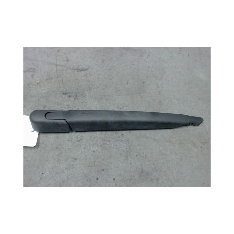 BRAS ESSUIE-GLACE ARRIERE NISSAN QASHQAI