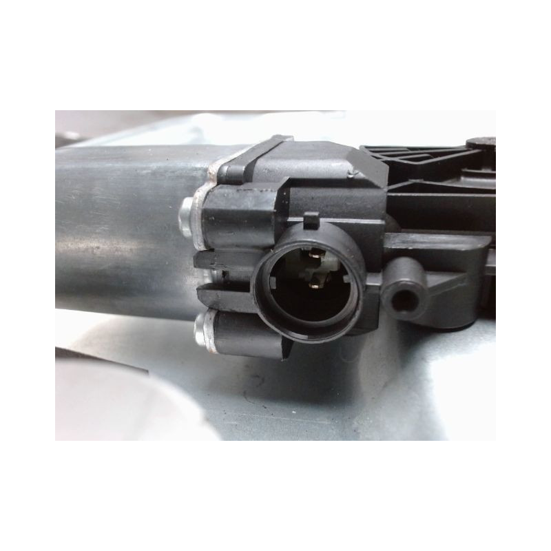 MECANISME+MOTEUR LEVE-GLACE AVANT DROIT NISSAN QASHQAI