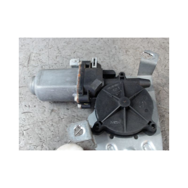 MECANISME+MOTEUR LEVE-GLACE ARRIERE DROIT PEUGEOT 206 5P