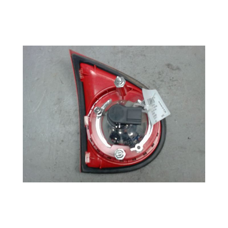 FEU ARRIERE INTERIEUR DROIT VOLKSWAGEN GOLF V 2003-2009