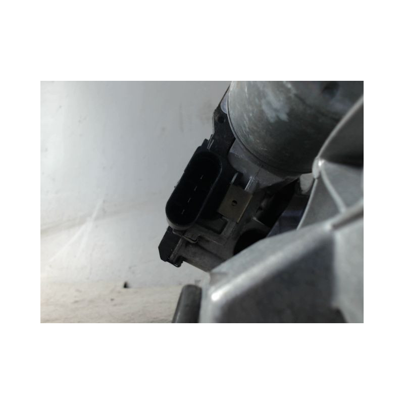 MOTEUR ESSUIE-GLACE AVANT OPEL ASTRA 2004-