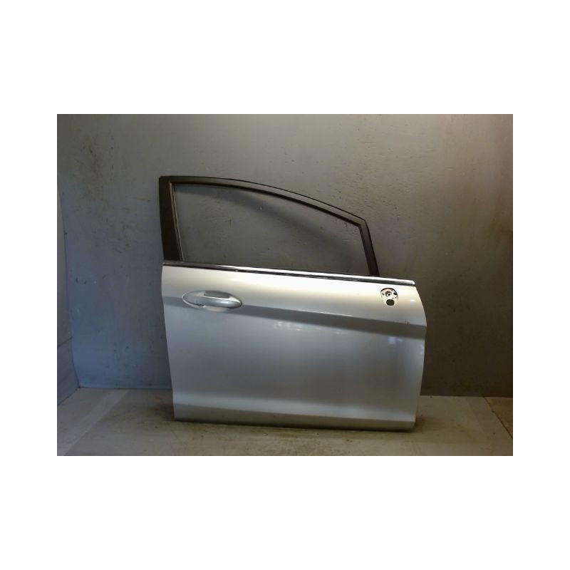 PORTE AVANT DROIT FORD FIESTA
