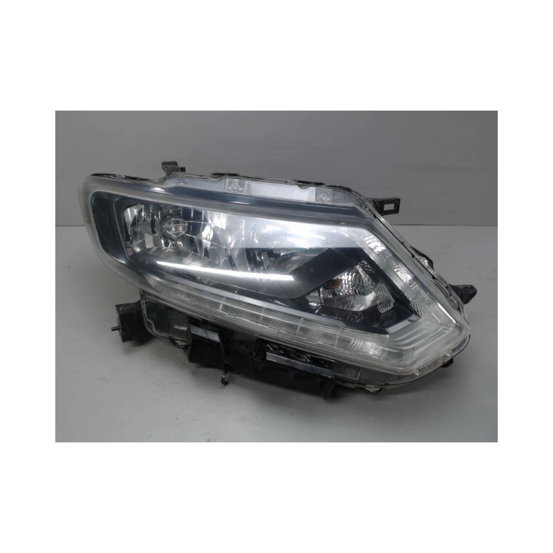 PHARE DROIT NISSAN X-TRAIL