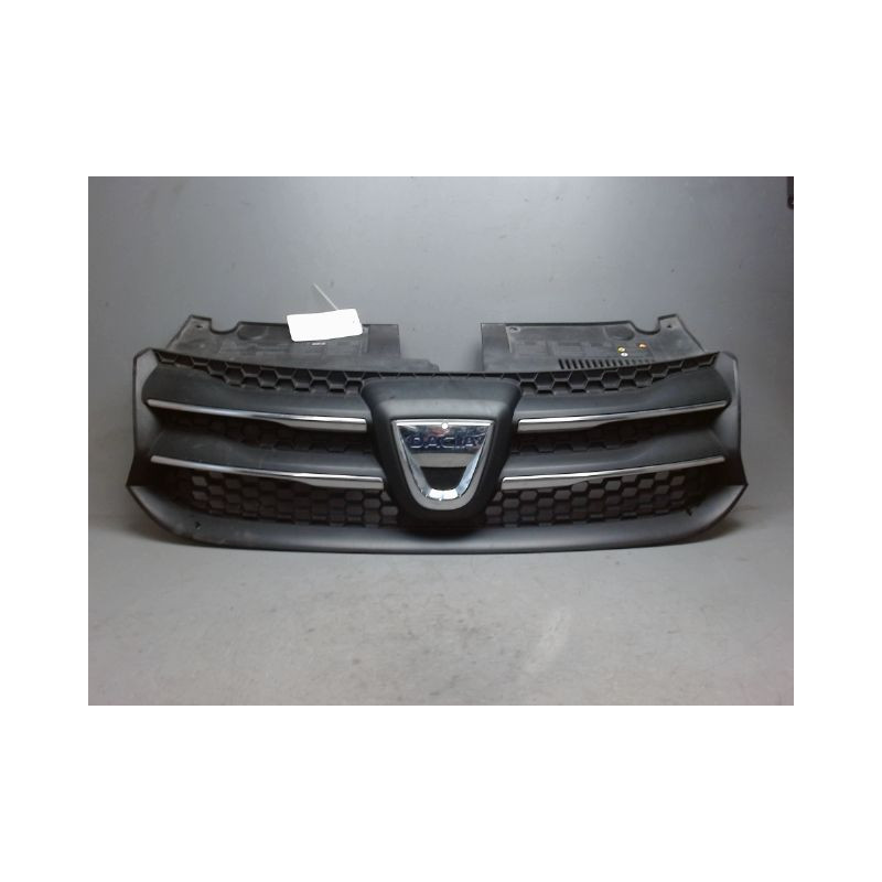 CALANDRE DACIA SANDERO 2 PHASE 1  ESSENCE
