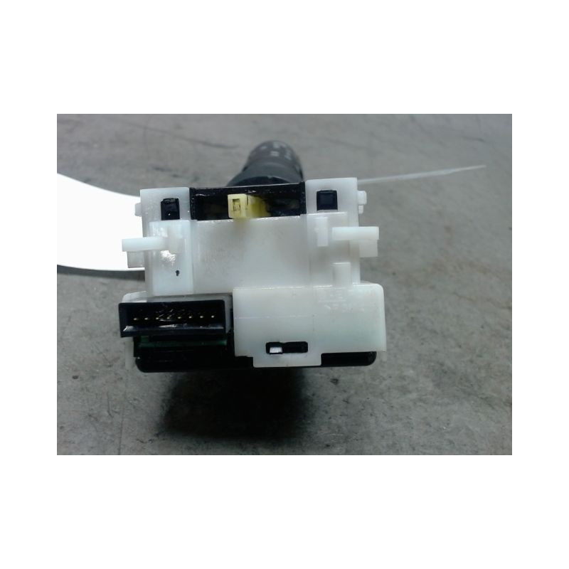 COMMANDE CLIGNOTANT NISSAN QASHQAI