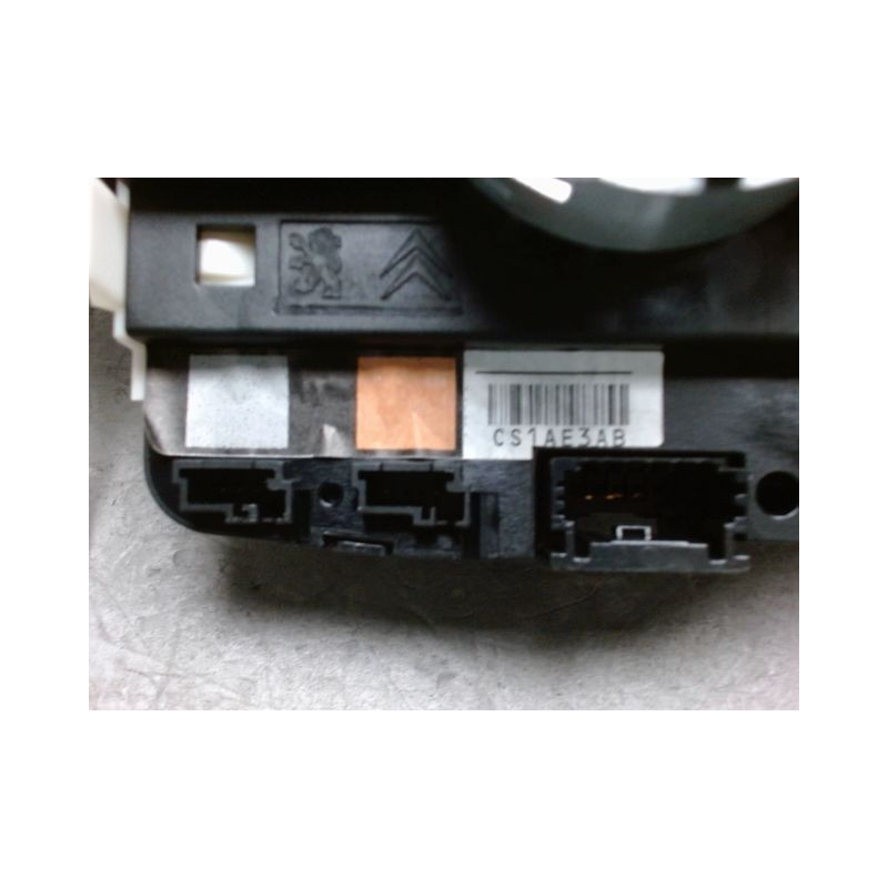 BLOC COMMODOS PEUGEOT 208
