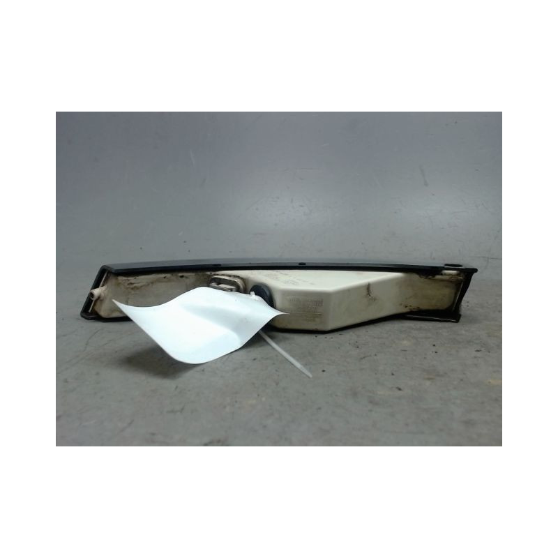 CLIGNOTANT DROIT VOLKSWAGEN PASSAT 2005-