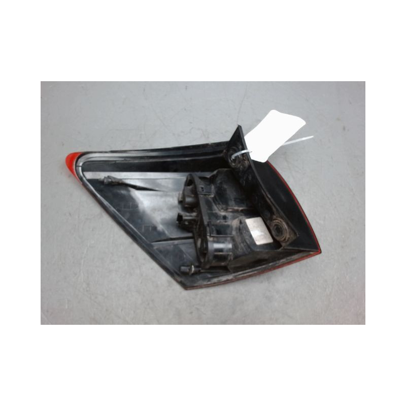 FEU ARRIERE DROIT NISSAN QHASQAI 2007-