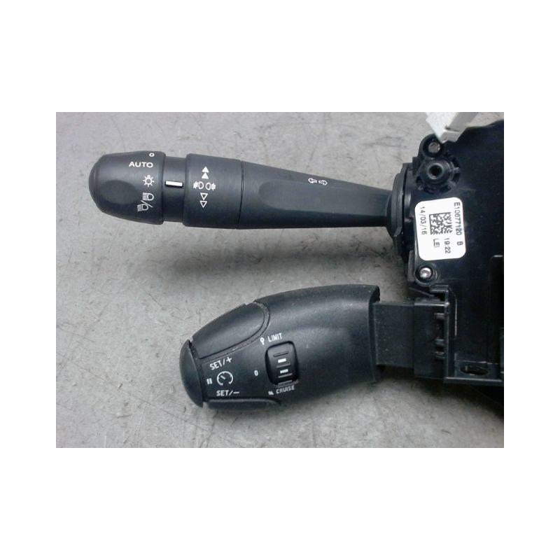 BLOC COMMODOS PEUGEOT 2008