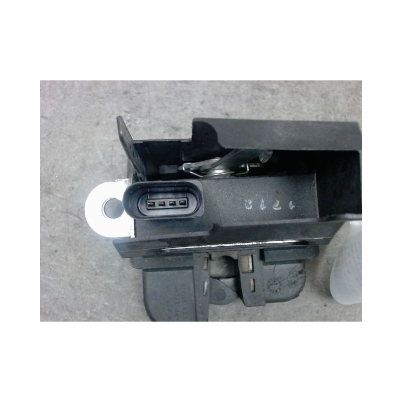SERRURE HAYON  SEAT ALTEA
