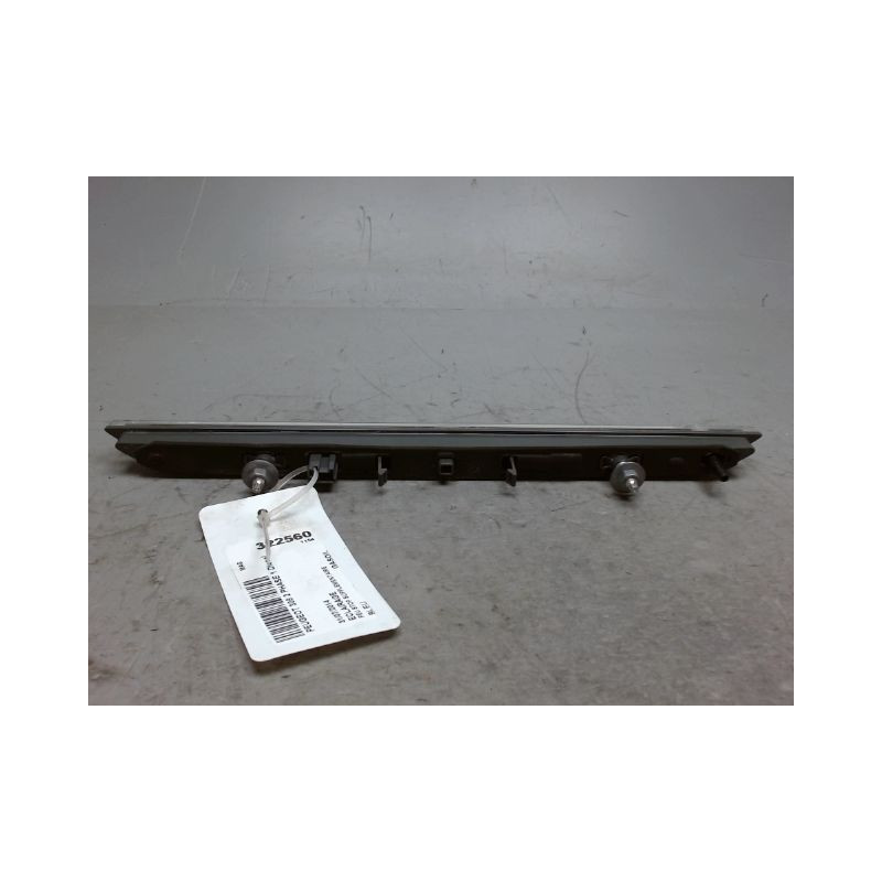 FEUX STOP SUPPLEMENTAIRE PEUGEOT 308 2 PHASE 1 DIESEL