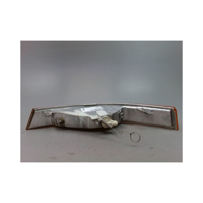 CLIGNOTANT DROIT RENAULT MASTER COURT 98-2003
