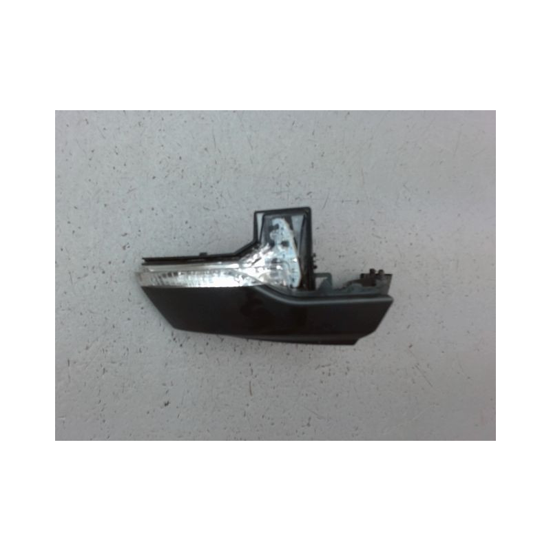 REPETITEUR RETROVISEUR DROIT AUDI A1