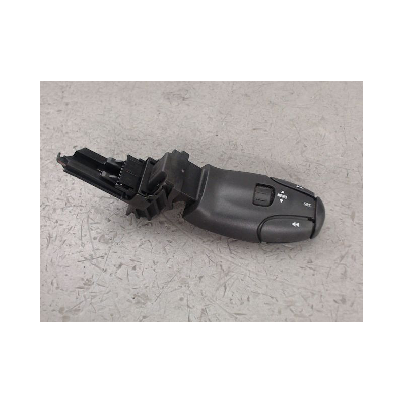 COMMANDE AUTORADIO PEUGEOT 308