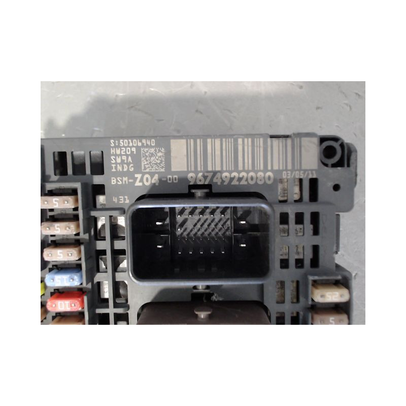 BOITE A FUSIBLES PEUGEOT 508 2010-