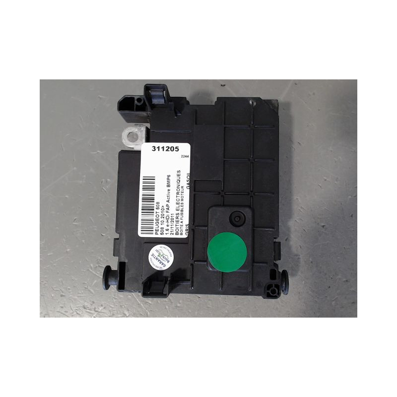 BOITE A FUSIBLES PEUGEOT 508 2010-