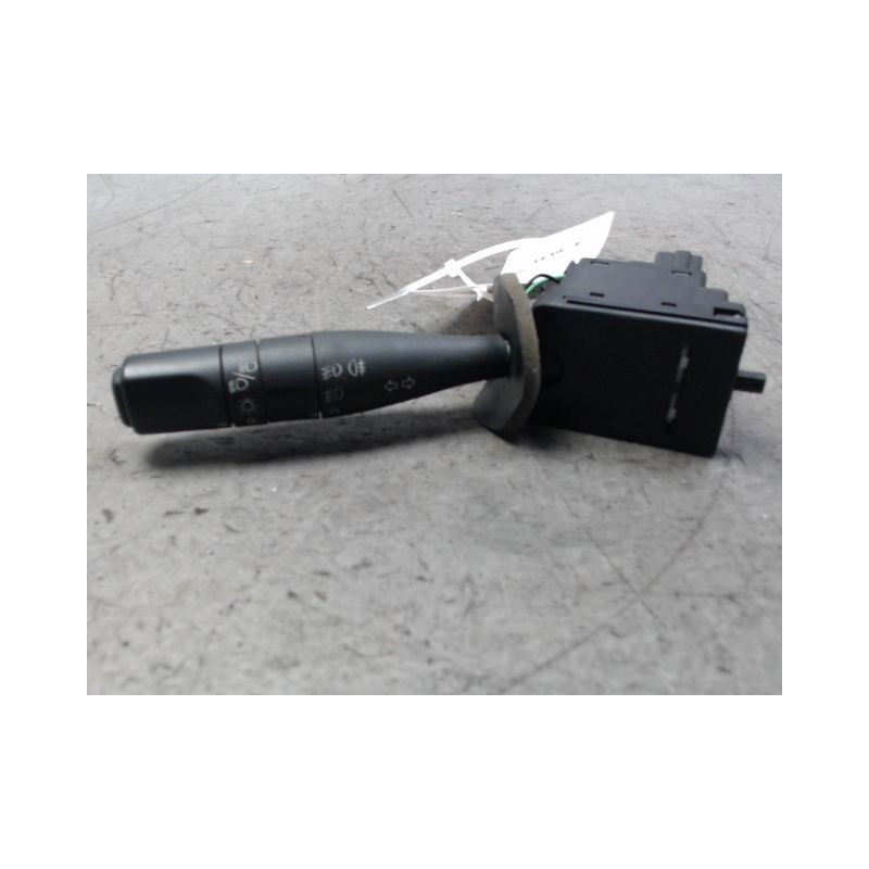 COMMANDE CLIGNOTANT PEUGEOT 206