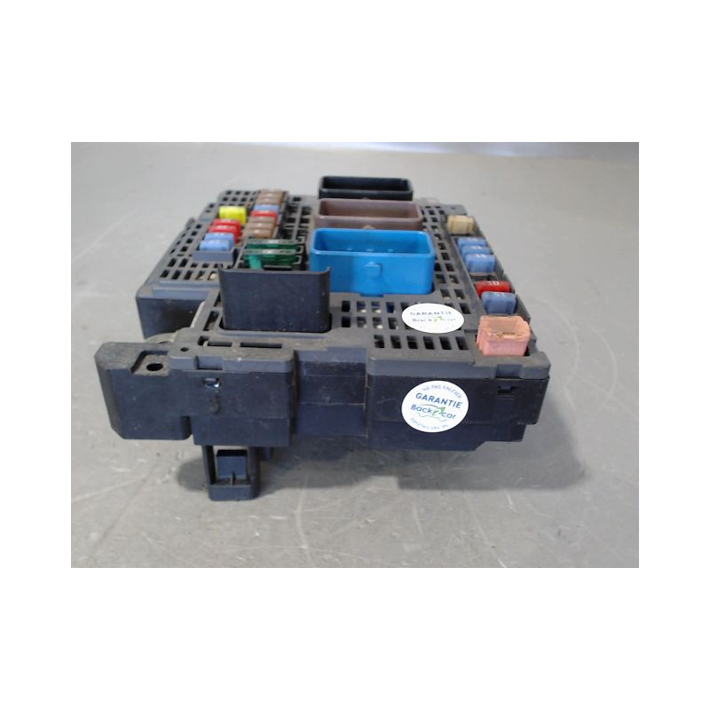 BOITE A FUSIBLES CITROEN C4 2010-