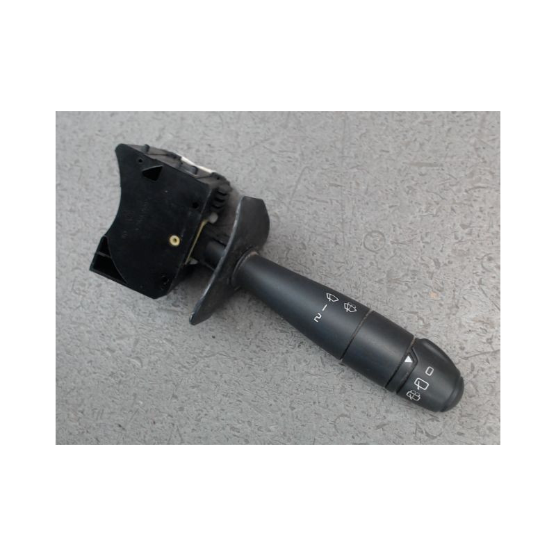 COMMANDE ESSUIE GLACE DACIA DUSTER