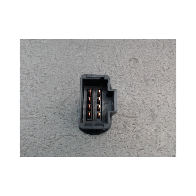 BOUTON DE WARNING DACIA DUSTER