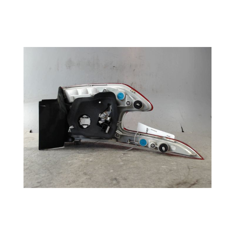 FEU ARRIERE GAUCHE  PEUGEOT 308 SW 2008-