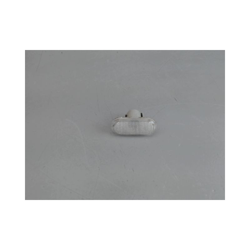 REPETITEUR AILE DROIT RENAULT TWINGO