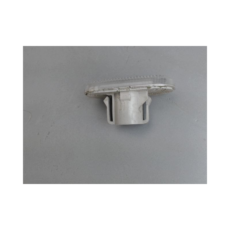 REPETITEUR AILE DROIT RENAULT TWINGO