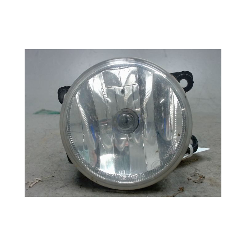 PHARE ANTIBROUILLARD AVANT DROIT PEUGEOT 5008