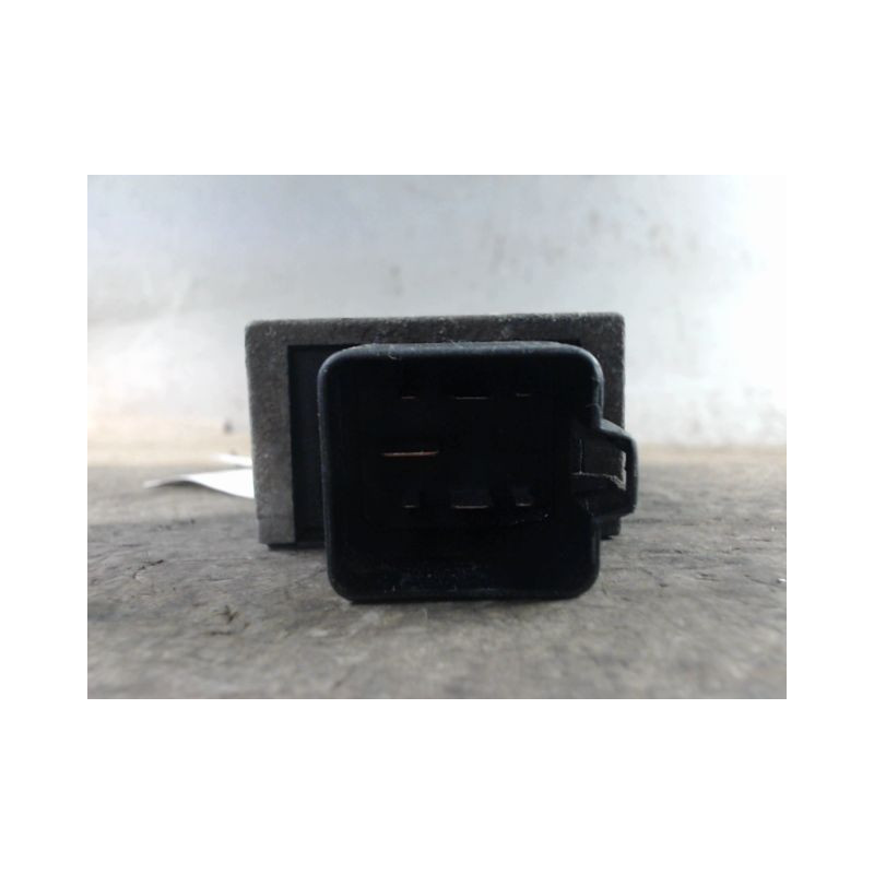 BOITIER DE PRECHAUFFAGE RENAULT TRAFIC