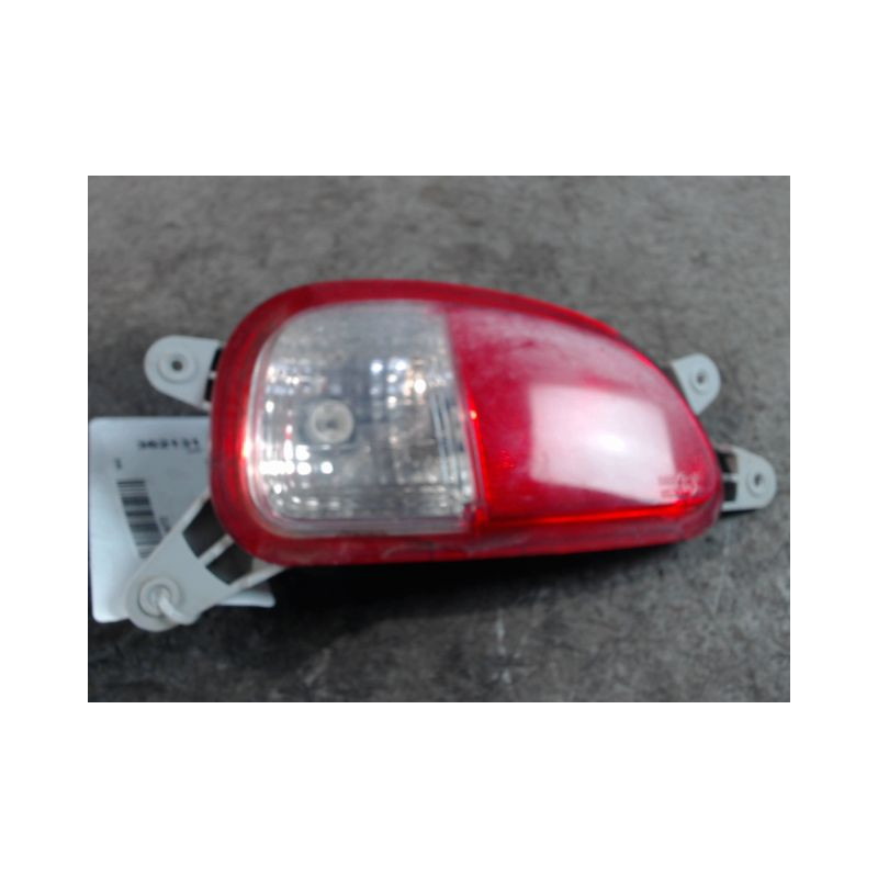 FEU RECUL DROIT KIA PICANTO