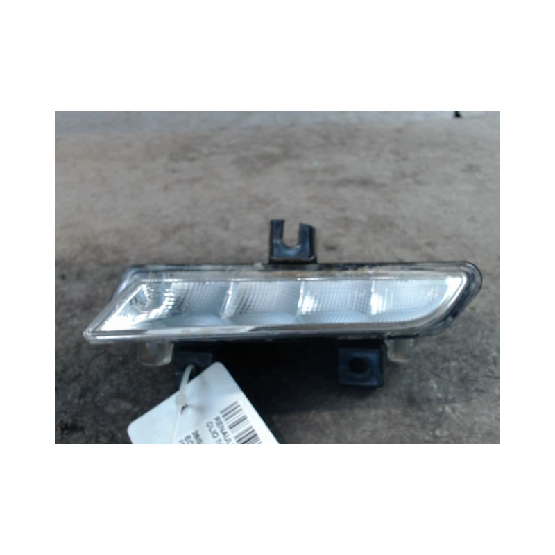 FEUX POSITION GAUCHE RENAULT CLIO IV