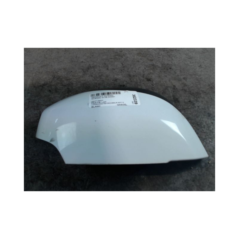 CARENAGE RETROVISEUR EXTERIEUR DROIT RENAULT SCENIC III 2009-
