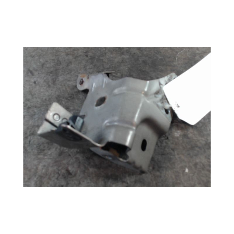 SUPPORT PARE-CHOC AVG RENAULT CLIO