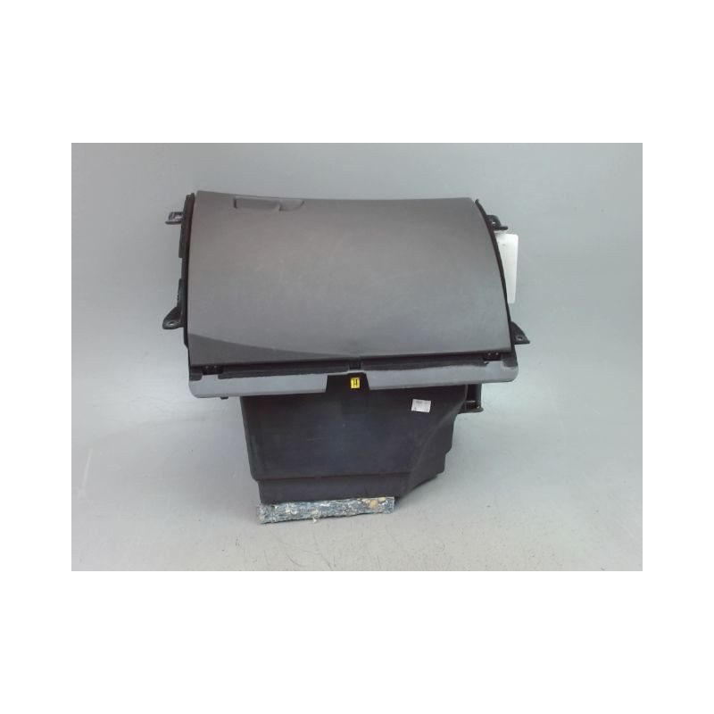 BOITE A GANTS RENAULT MEGANE SW