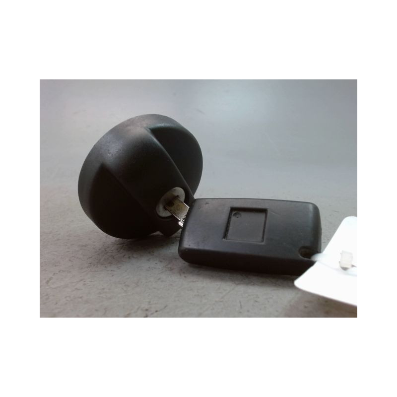 BOUCHON RESERVOIR A CARBURANT PEUGEOT 307 SW Phase 2 2005-2008