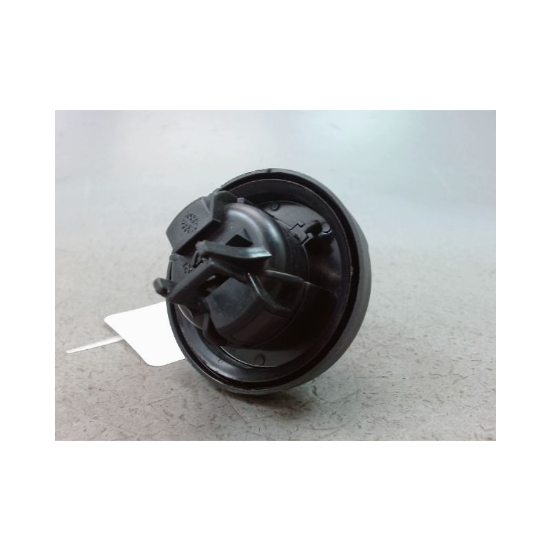 BOUCHON RESERVOIR A CARBURANT PEUGEOT 307 SW Phase 2 2005-2008