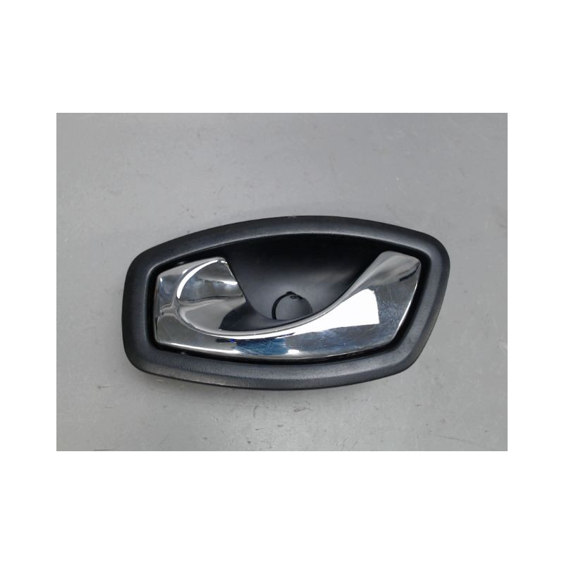 POIGNEE INTERIEURE PORTE AVANT GAUCHE RENAULT MEGANE