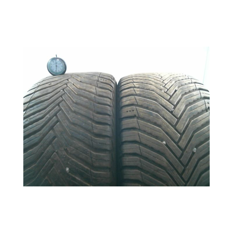 Paire de pneus MICHELIN CROSSCLIMATE 2 235 45 17 97 Y