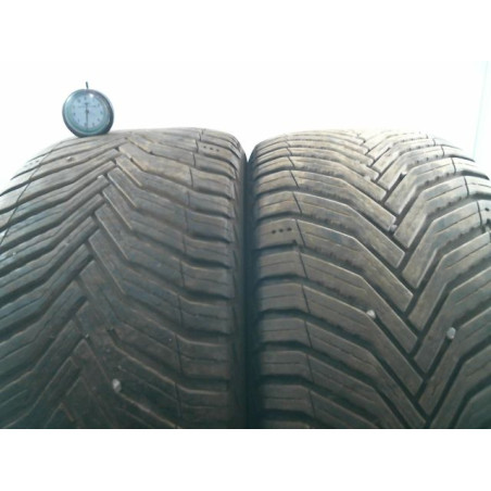 Paire de pneus MICHELIN CROSSCLIMATE 2 235 45 17 97 Y