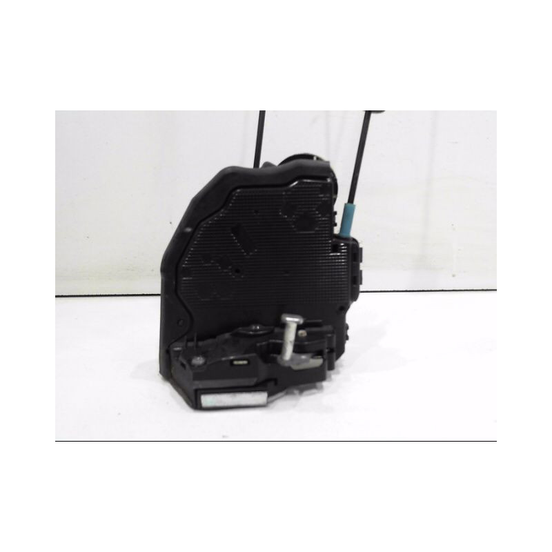 SERRURE PORTE ARRIERE DROIT TOYOTA RAV4