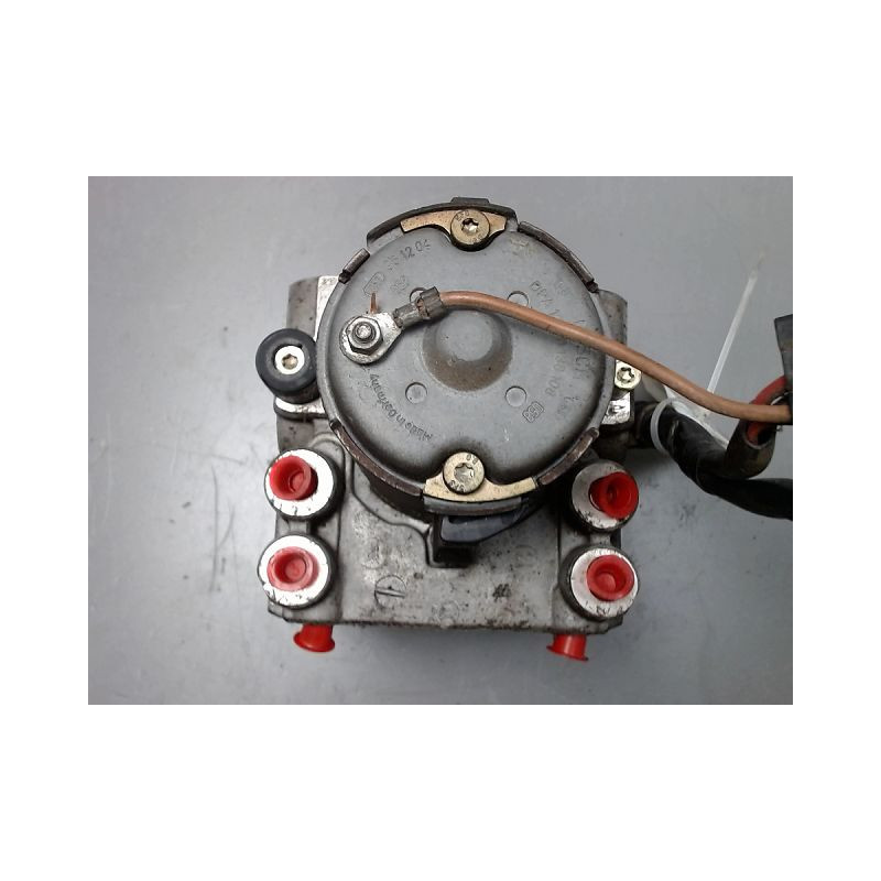UNITE HYDRAULIQUE ABS TOYOTA CARINA E 92-97
